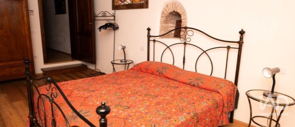 Retail property of 460 m² in Ponti sul Mincio (46040)