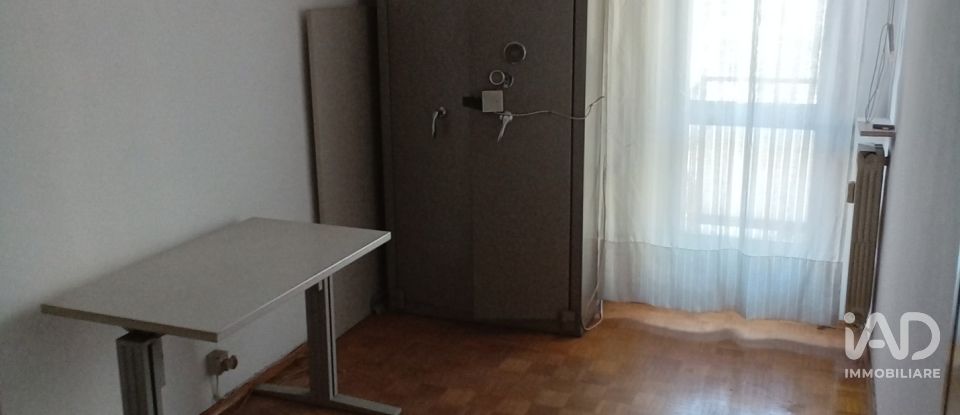 Four-room apartment of 75 m² in Valenza (15048)