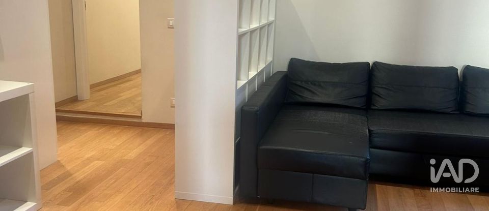 Three-room apartment of 55 m² in Genova (16123)