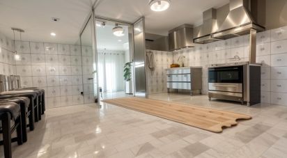 Appartamento 5 locali di 130 m² a Pietrabruna (18010)