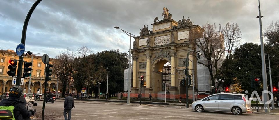 Negozio / locale commerciale di 175 m² in Firenze (50129)