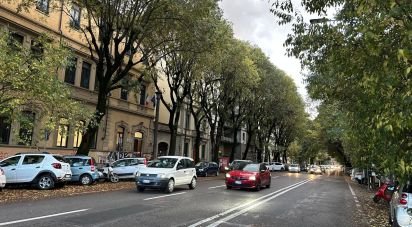 Negozio / locale commerciale di 175 m² in Firenze (50129)