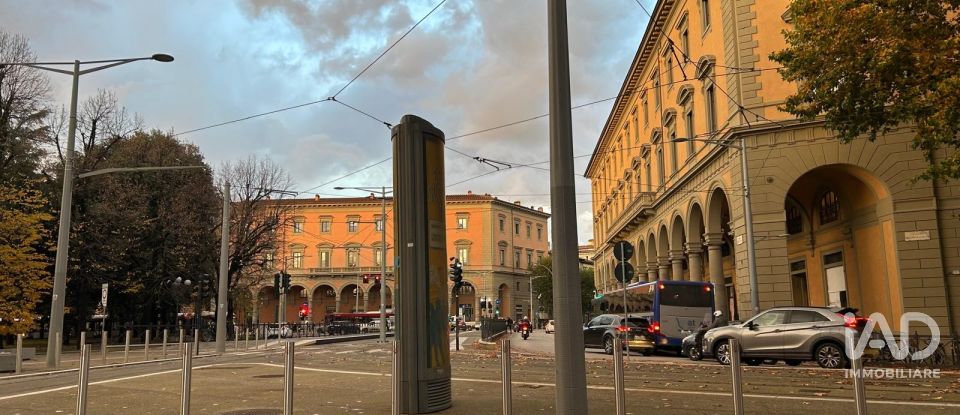 Negozio / locale commerciale di 175 m² in Firenze (50129)