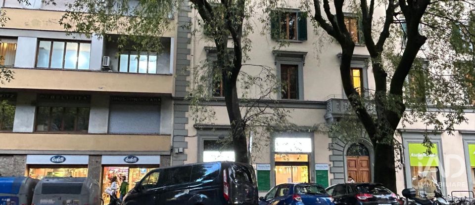 Negozio / locale commerciale di 175 m² in Firenze (50129)