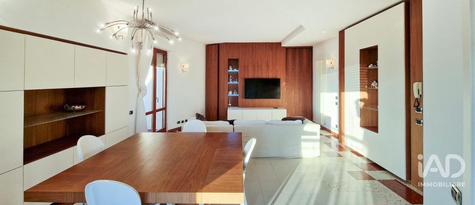 Appartamento 7 locali di 145 m² a Montegranaro (63812)