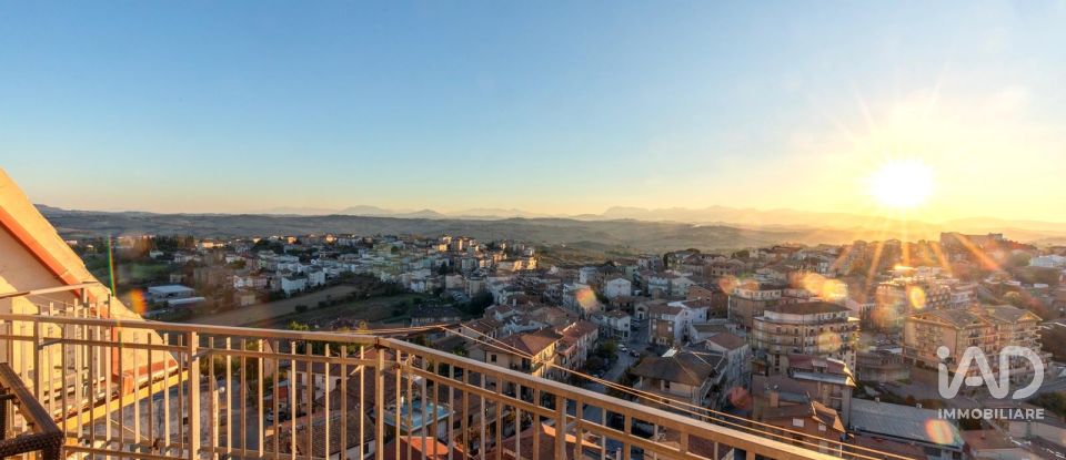 Appartamento 7 locali di 145 m² a Montegranaro (63812)