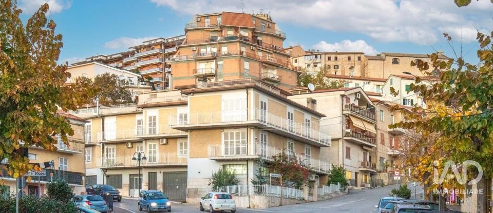 Appartamento 7 locali di 145 m² a Montegranaro (63812)