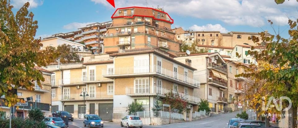 Appartamento 7 locali di 145 m² a Montegranaro (63812)