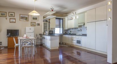 Villa Bifamiliare 13 locali di 300 m² in Cupramontana (60034)