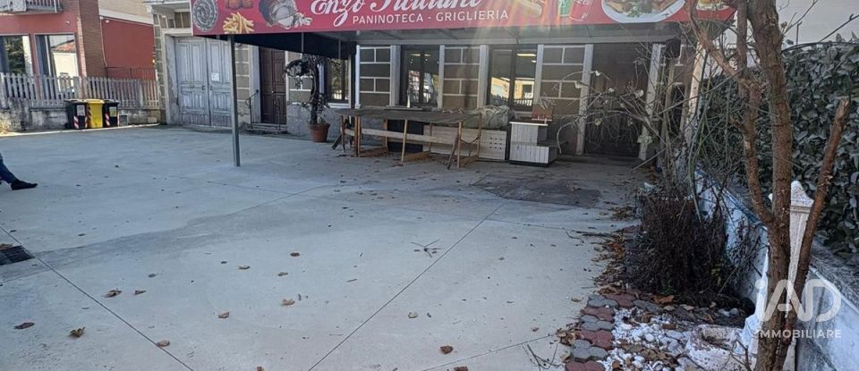 Negozio / locale commerciale di 100 m² in Volpiano (10088)
