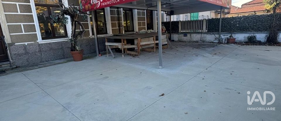 Negozio / locale commerciale di 100 m² in Volpiano (10088)