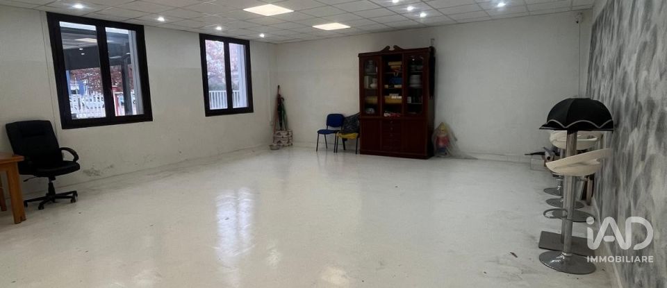 Negozio / locale commerciale di 100 m² in Volpiano (10088)