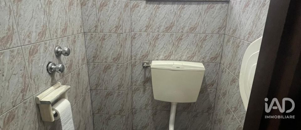 Negozio / locale commerciale di 100 m² in Volpiano (10088)