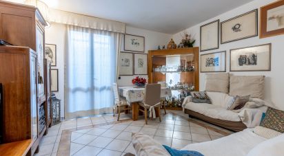 Casa indipendente / Villa 9 locali di 140 m² in Pontedera (56025)