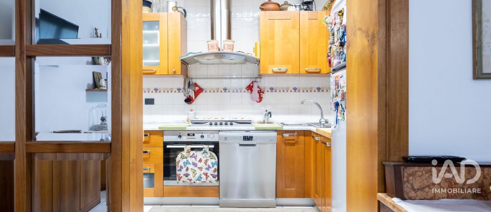 Casa indipendente / Villa 9 locali di 140 m² in Pontedera (56025)