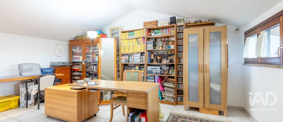 Casa indipendente / Villa 9 locali di 140 m² in Pontedera (56025)