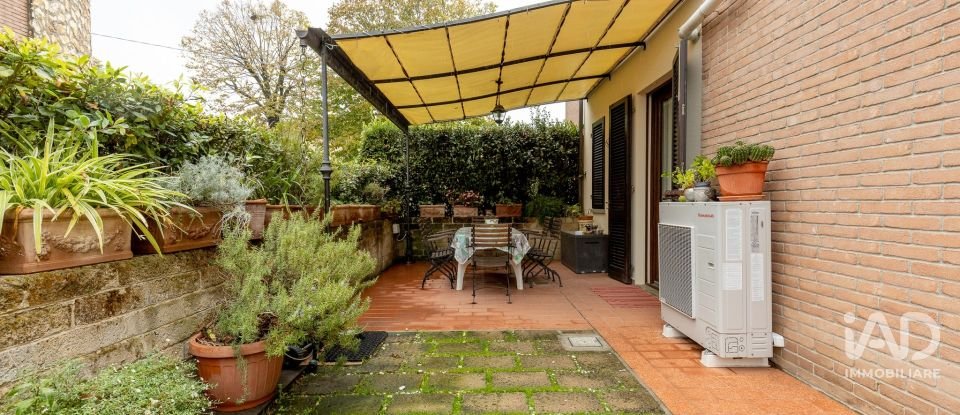 Casa indipendente / Villa 9 locali di 140 m² in Pontedera (56025)