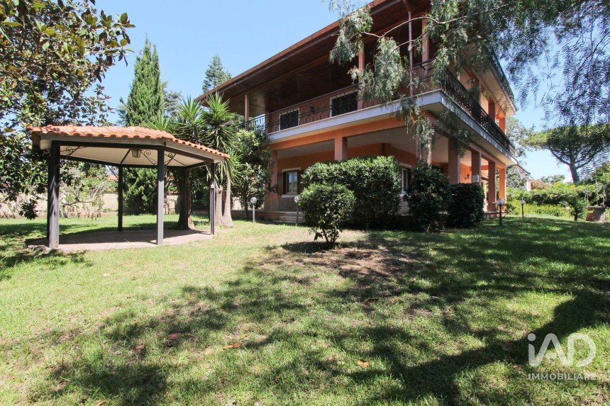 Casa indipendente / Villa 6 locali di 363 m² in Anzio (00042)