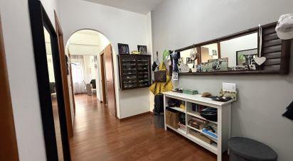 Appartamento 6 locali di 100 m² a Genova (16141)