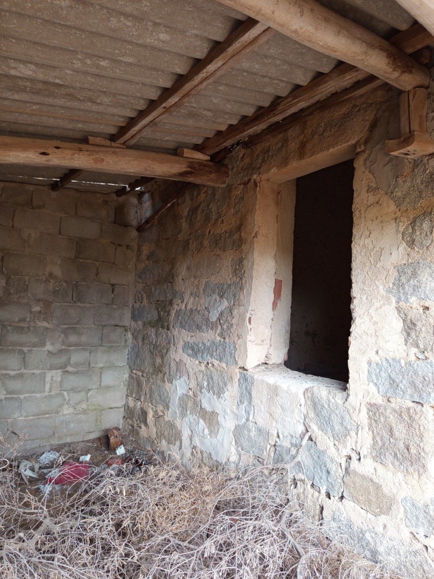 Terreno di 11.660 m² in Arzachena (07021)