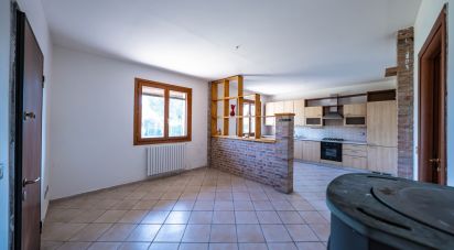 Casa indipendente / Villa 3 locali di 142 m² in Jolanda di Savoia (44037)
