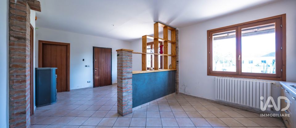 Casa indipendente / Villa 3 locali di 142 m² in Jolanda di Savoia (44037)