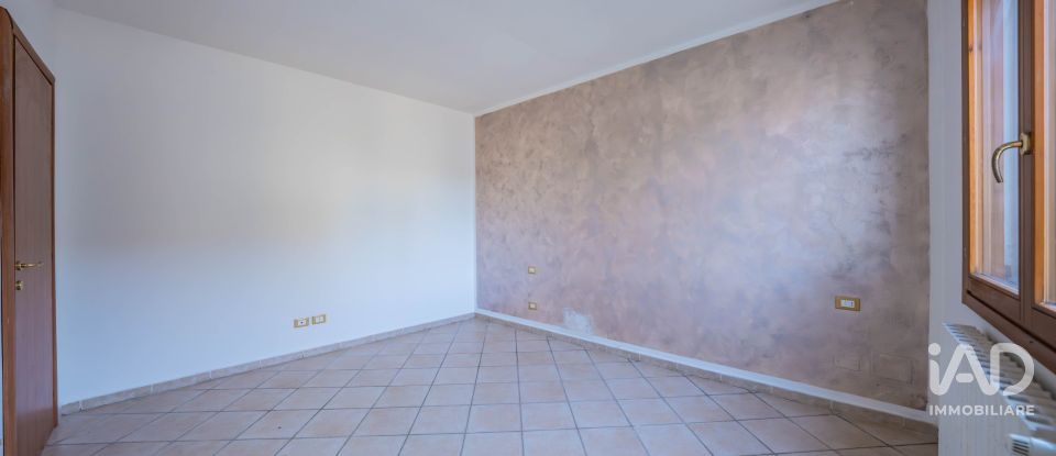 Casa indipendente / Villa 3 locali di 142 m² in Jolanda di Savoia (44037)