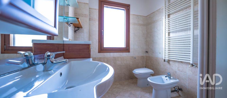 Casa indipendente / Villa 3 locali di 142 m² in Jolanda di Savoia (44037)