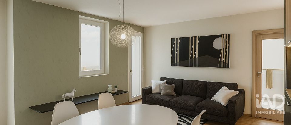 House boat 8 rooms of 330 m² in Pozzolengo (25010)