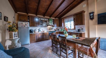 Casa indipendente / Villa 3 locali di 137 m² in Jolanda di Savoia (44037)