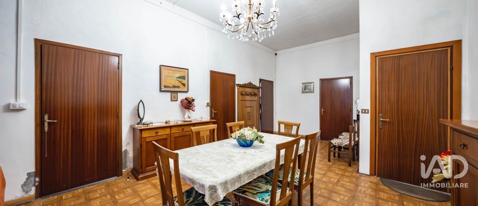 Casa indipendente / Villa 5 locali di 390 m² in Ariano nel Polesine (45012)