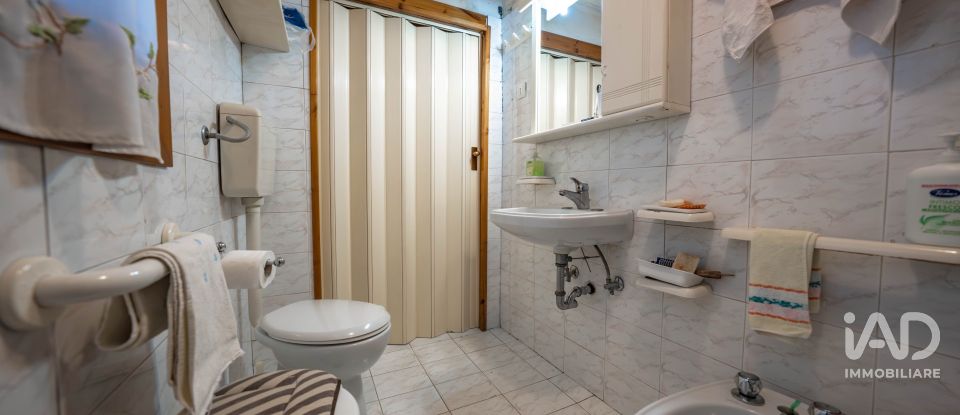 Casa indipendente / Villa 5 locali di 390 m² in Ariano nel Polesine (45012)