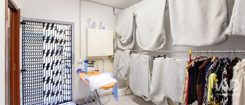 Negozio / locale commerciale di 62 m² in Seveso (20822)