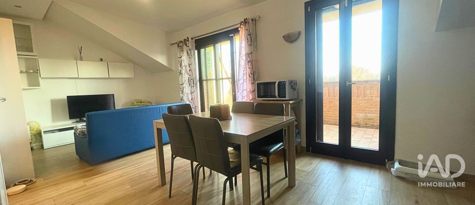 Trilocale di 90 m² a Bernareggio (20881)