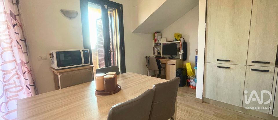 Trilocale di 90 m² a Bernareggio (20881)