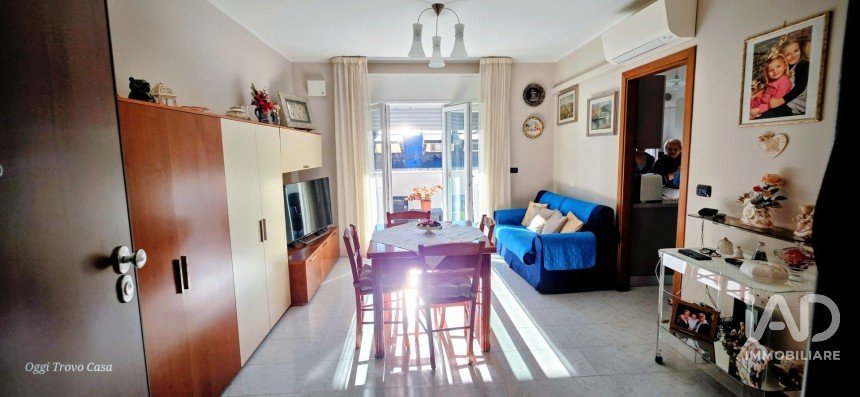 Appartamento 7 locali di 101 m² a Folignano (63084)