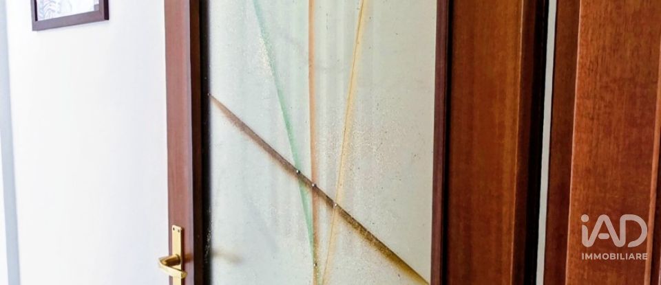 Appartamento 7 locali di 101 m² a Folignano (63084)