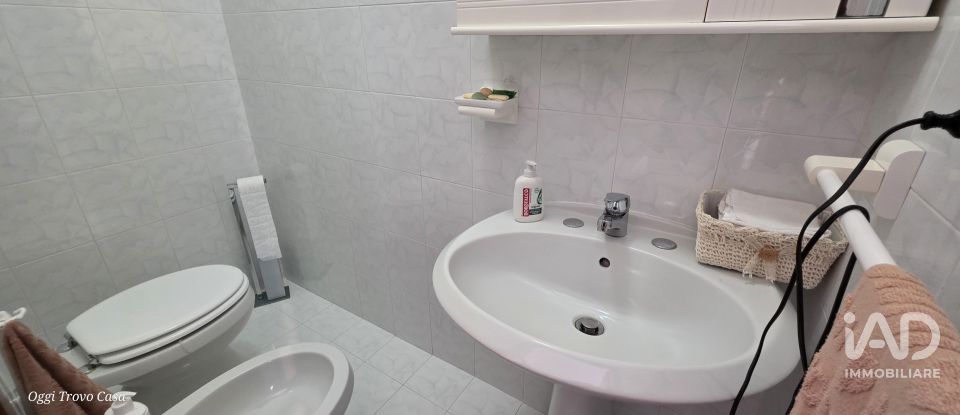 Appartamento 7 locali di 101 m² a Folignano (63084)