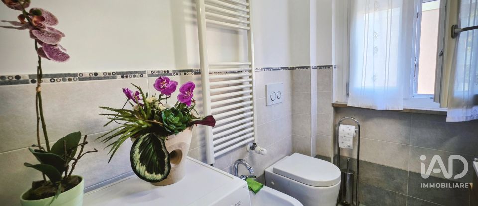 Appartamento 7 locali di 101 m² a Folignano (63084)