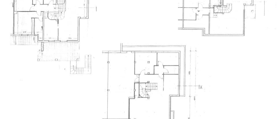 Villa Bifamiliare 12 locali di 375 m² in Perugia (06135)