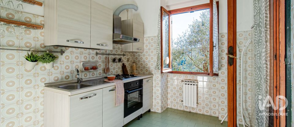 Apartment 7 rooms of 120 m² in Rapallo (16035)