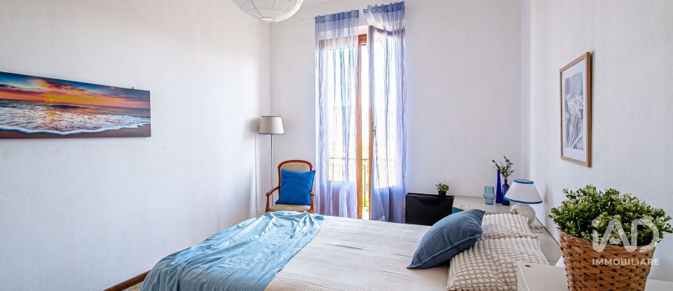 Apartment 7 rooms of 120 m² in Rapallo (16035)