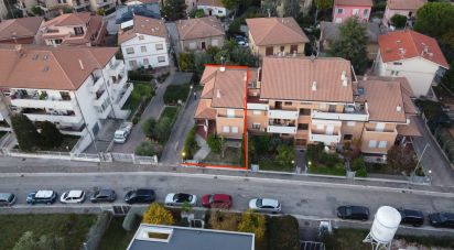 Villa a schiera 8 locali di 200 m² in Civitanova Marche (62012)