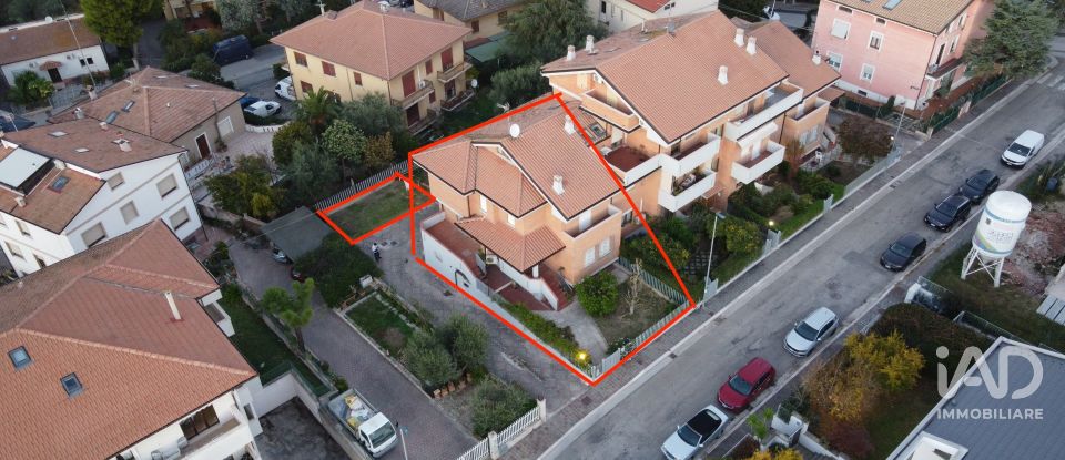 Traditional house 8 rooms of 200 m² in Civitanova Marche (62012)