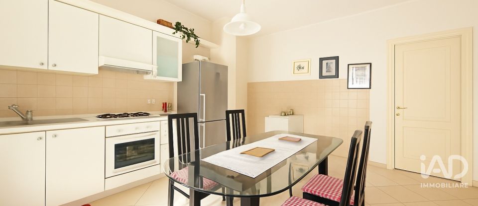 Traditional house 8 rooms of 200 m² in Civitanova Marche (62012)