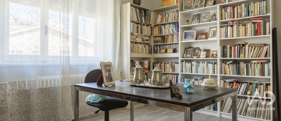 Four-room apartment of 134 m² in Ancona (60131)