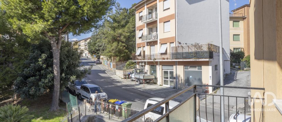 Four-room apartment of 134 m² in Ancona (60131)