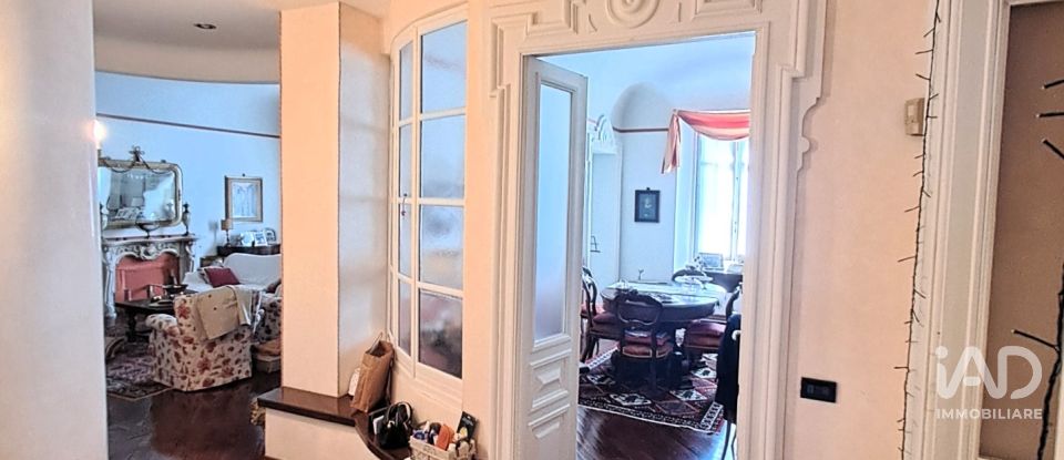 Apartment 10 rooms of 258 m² in Alessandria (15121)