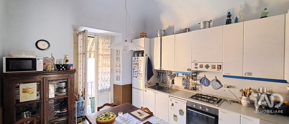 Apartment 10 rooms of 258 m² in Alessandria (15121)