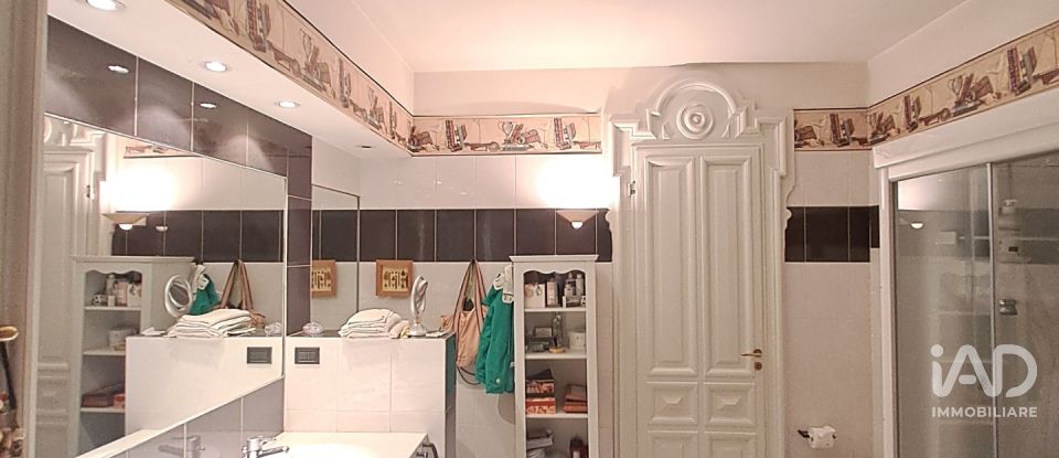 Apartment 10 rooms of 258 m² in Alessandria (15121)